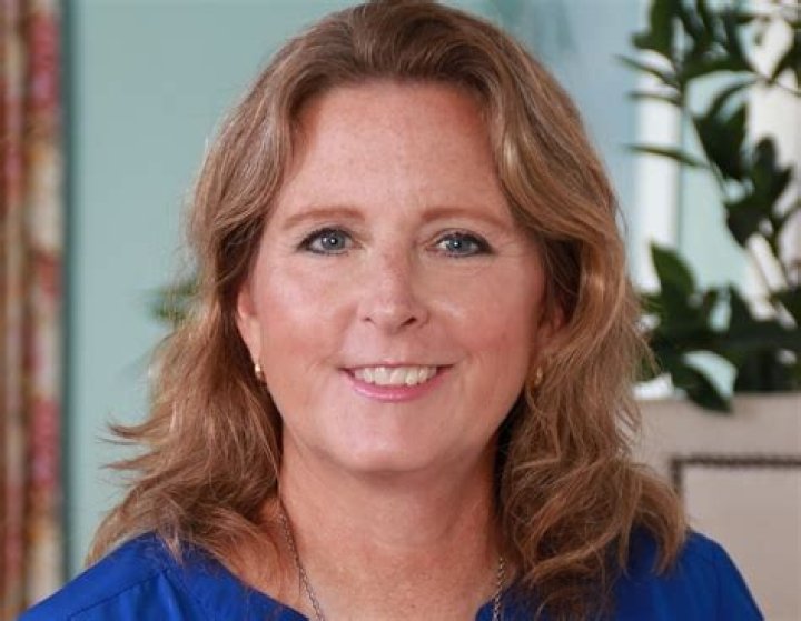 Debra Hixon Age Wiki Biography