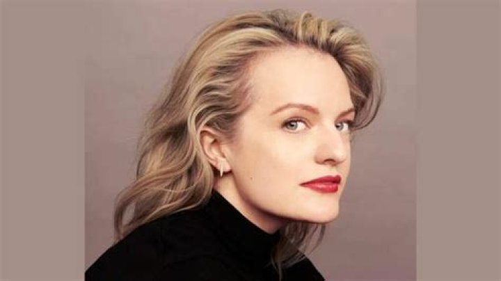 Elisabeth Moss Has Had Weight